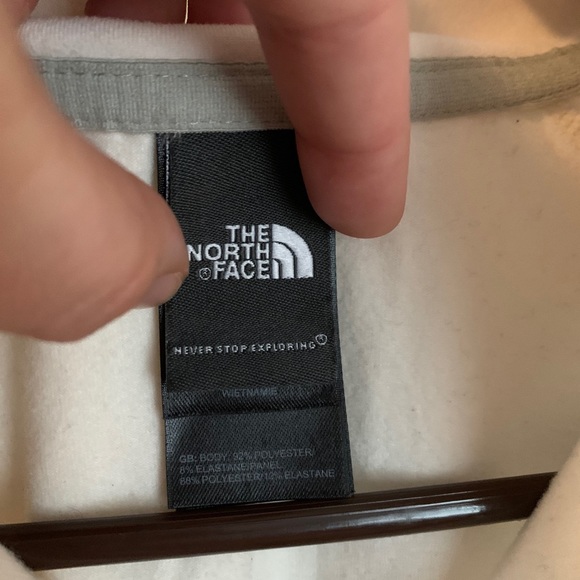 The North Face women’s active top - Picture 4 of 4